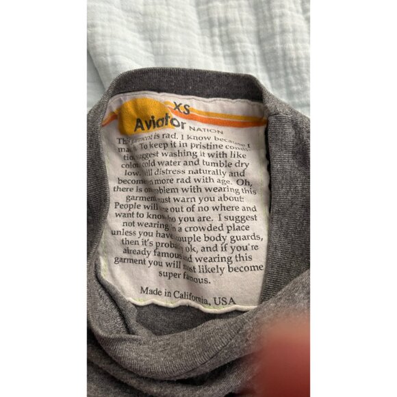 AVIATOR NATION NEVER STOP CHASING RAINBOWS CROPPED T-SHIRT XS - Picture 5 of 5